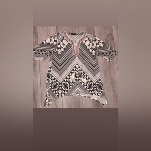 Mechant Women’s Blouse Size Large Boho Hippie Tassels Vneck Black White Stretch